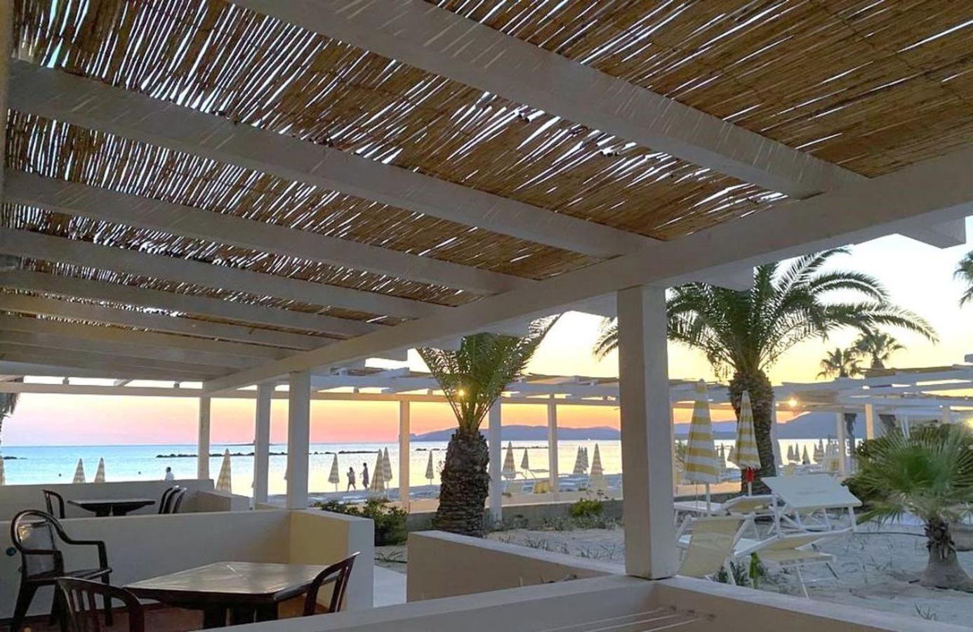 Standard Triple Room with Sea View,1584326761:JPEG